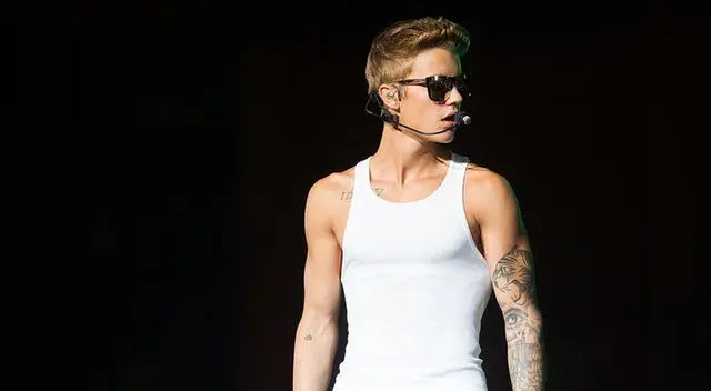 Justin Bieber golpeó a conocido dj por no poner hip hop en club.