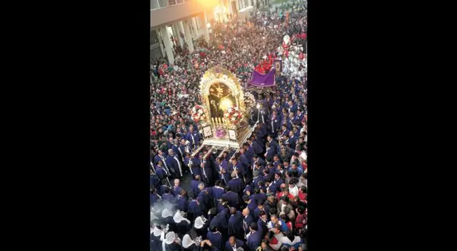 Cierran calles por procesión del Señor de los Milagros. Cierran calles por procesión del Señor de los Milagros.