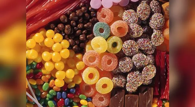 Digesa advierte riesgo tóxico de gosolinas y máscaras por Halloween