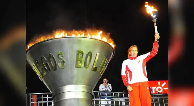 Hinchas reconocen logros conseguidos por entrenadora.