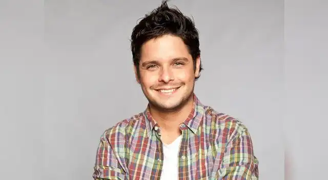 Contó detalles de su infancia. Contó detalles de su infancia.