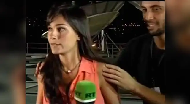 Producción y periodistas de RT tratando de mantener la calma.