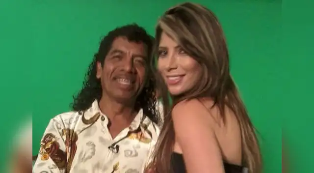 Incursiona como actriz cómica. 