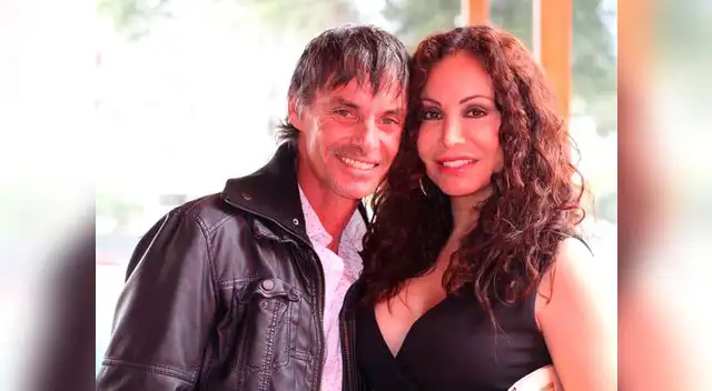 Jeanet Barboza junto a Jean Paul Strauss en concierto.