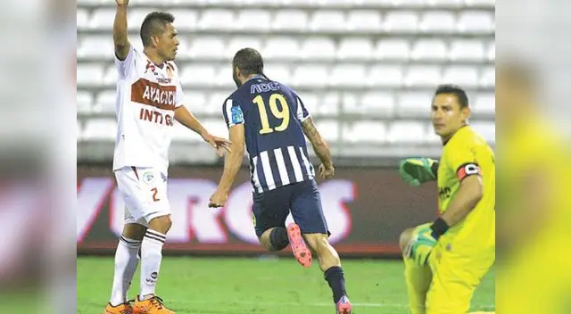 Amenazan renunciar. Amenazan renunciar.