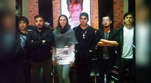 THEREMYN_4, CARLOS COMPSON, LOS OUTSAIDERS, SUBWAY ELEPHANT, MERCURY TOYS, RIVIERE Y LLUVIA TRIP JUNTOS. THEREMYN_4, CARLOS COMPSON, LOS OUTSAIDERS, SUBWAY ELEPHANT, MERCURY TOYS, RIVIERE Y LLUVIA TRIP JUNTOS.