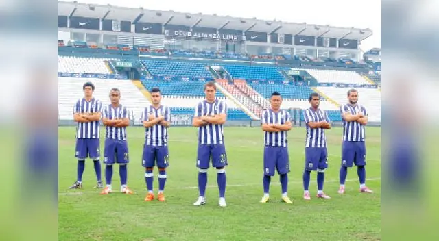 La camiseta por el mes morado. La camiseta por el mes morado.