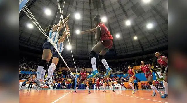 El equipo de Natalia Málaga se impuso 3-1 a las gauchas. 