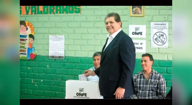 Dice que fue suficiente el tuit en el que mostró su apoyo al candidato del Apra. Dice que fue suficiente el tuit en el que mostró su apoyo al candidato del Apra.