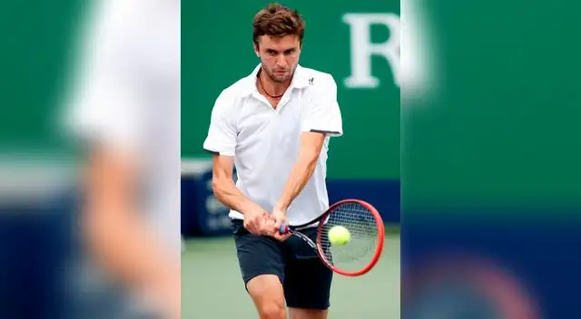 Simon perdió ante Federer por 7-6(6) y 7-6(2) en una hora y cincuenta y tres minutos de juego.