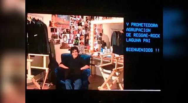 Pedro Suarez Vértiz presentó a cada invitado a través de una pantalla gigante Pedro Suarez Vértiz presentó a cada invitado a través de una pantalla gigante