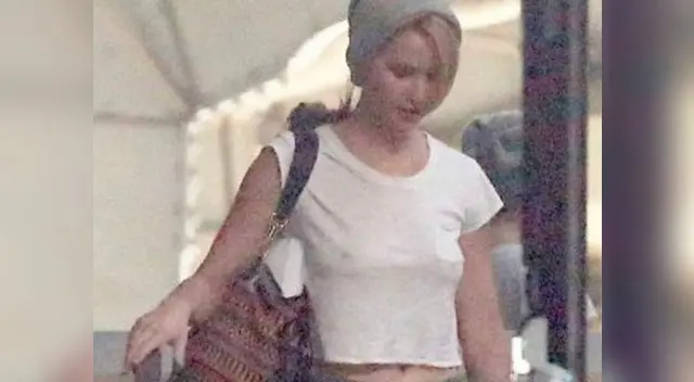 Jennifer Lawrence caminaba por una calle de Los Ángeles Jennifer Lawrence caminaba por una calle de Los Ángeles