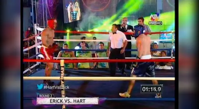 Mario y Erick en cuadrilátero. 