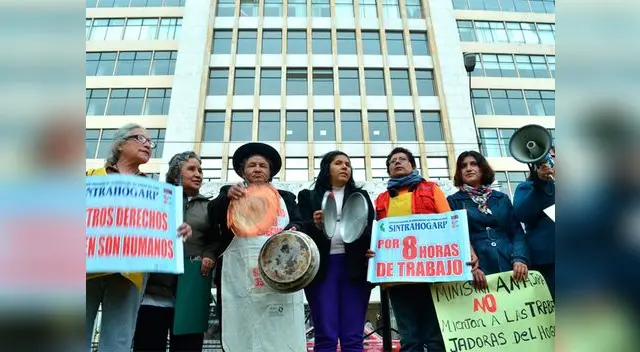 No dejarán de protestar hasta que se hagan respetar sus derechos. No dejarán de protestar hasta que se hagan respetar sus derechos.