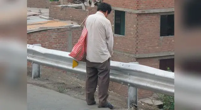 Municipio de Ate multará a quienes orinen en la calle (imagen referencial) Municipio de Ate multará a quienes orinen en la calle (imagen referencial)