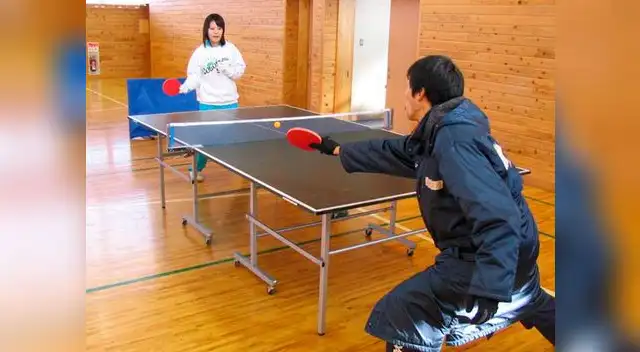 Ping-pong. Ping-pong.