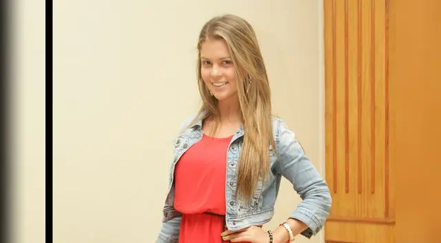 Dice que vio imágenes cariñosas con otra chica. Dice que vio imágenes cariñosas con otra chica.