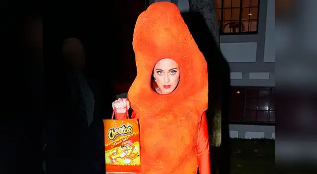 Katy Perry y su curioso disfraz de 'cheeto' por Halloween