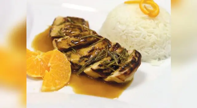 La receta popular: pollo con romero y naranja. La receta popular: pollo con romero y naranja.