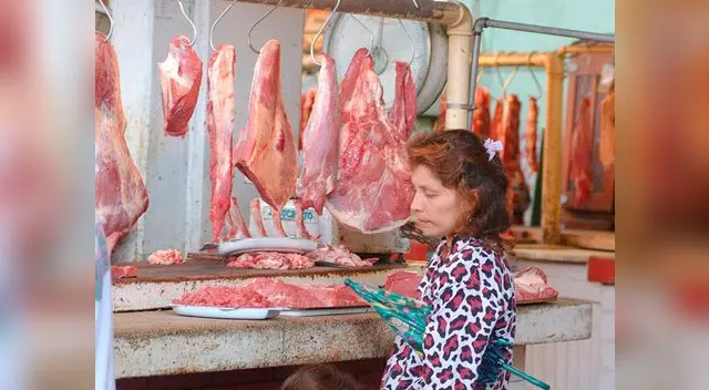 La carne de res se demora en digerir de 6 a 8 horas, consúmela en el almuerzo.
