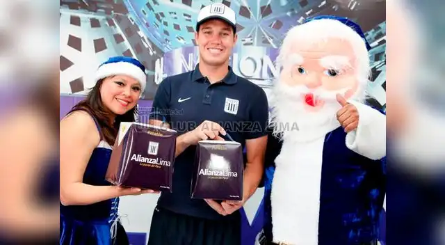 'Alianza Lima', el panetón blanquiazul por Navidad 'Alianza Lima', el panetón blanquiazul por Navidad
