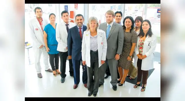 Afirma que para que un negocio funcione, uno tiene que estar detrás las 24 horas del día.