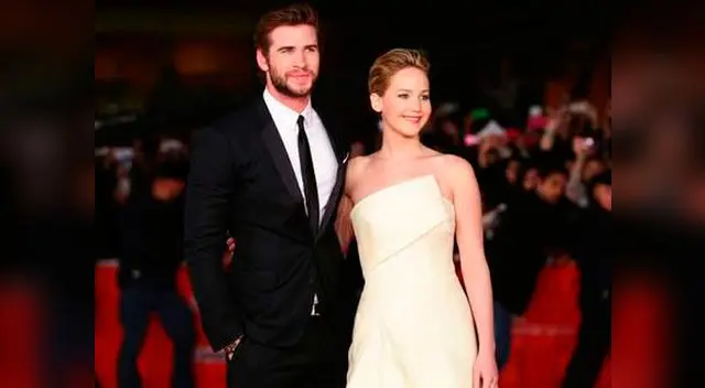 Liam Hemsworth bromeó del mal aliento de Jennifer Lawrence. Liam Hemsworth bromeó del mal aliento de Jennifer Lawrence.
