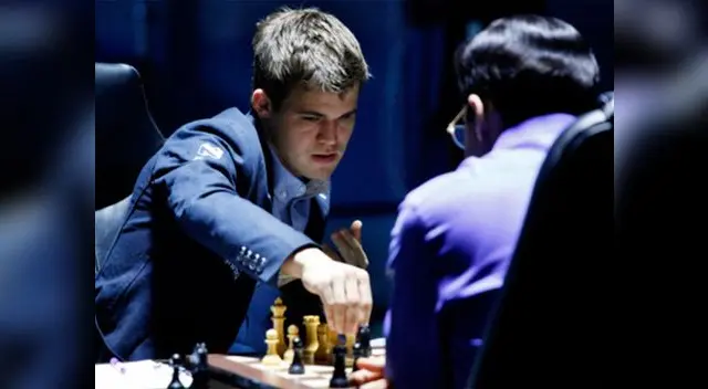 Carlsen lideró las piezas blancas y se mostró implacable.