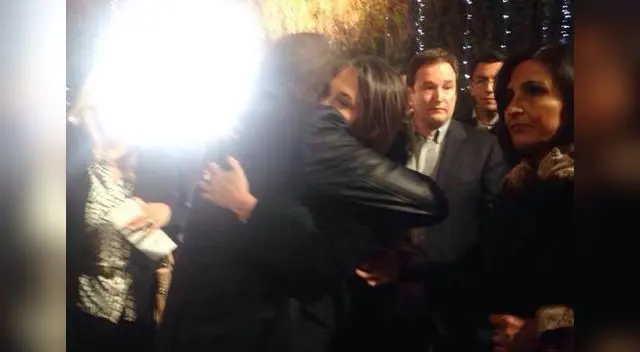 El Chavo los juntó. El Chavo los juntó.