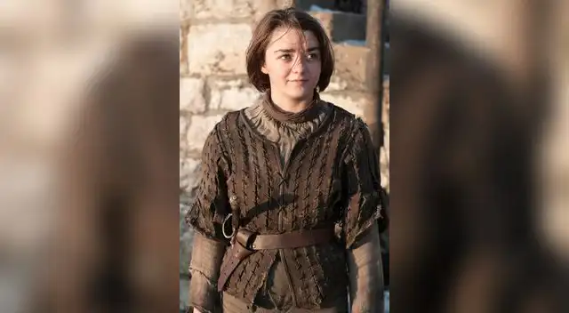 El cabello de Arya Stark lucía un poco crecido en la segunda mitad de la tercer temporada y en la cuarta.
