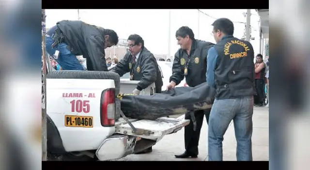 Policía investiga crimen ocurrido frente a cantina.