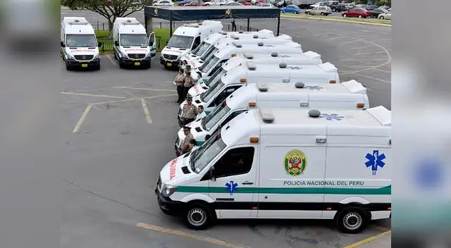 Ambulancias de la PNP. Ambulancias de la PNP.
