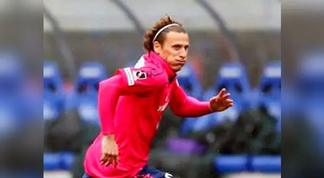 Tiene siete meses aún de compromiso con el Cerezo Osaka donde gana 4.2 millones de Euros. Tiene siete meses aún de compromiso con el Cerezo Osaka donde gana 4.2 millones de Euros.