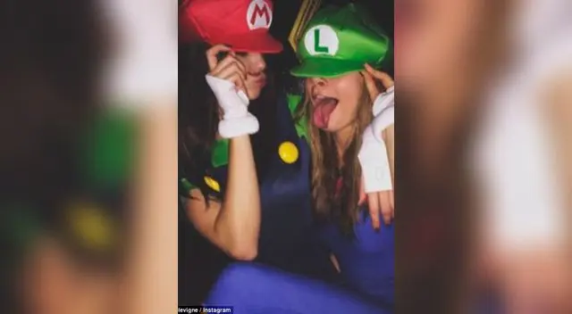 Kendall Jenner y Cara Delevingne.