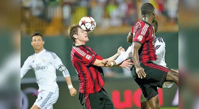 Españoles pierden después de tres meses, pero no se trató de un choque oficial.