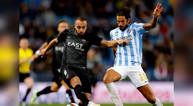 Le metió un Levante.