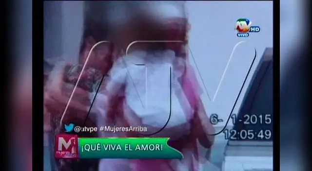 Sheyla Rojas y Antonio Pavón fueron vistos besándose. Sheyla Rojas y Antonio Pavón fueron vistos besándose.