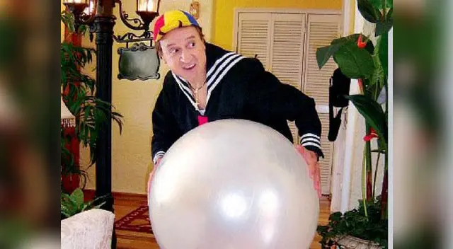 Carlos Villagrán apagrá 71 velitas Carlos Villagrán apagrá 71 velitas