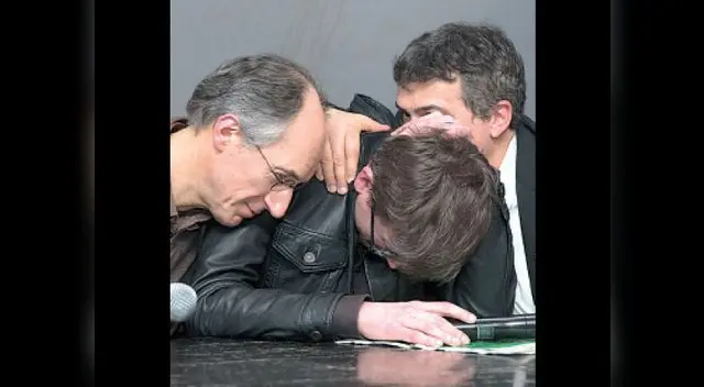 Dibujante se emocionó al presentar nuevo número de publicación.