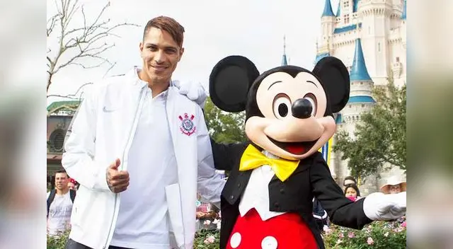 Paolo Guerrero reveló que tiene tres hijos. 