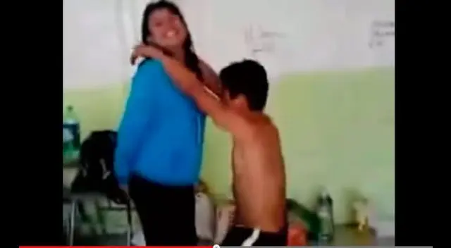 Estudiantes también fueron sometidas a este baile sensual