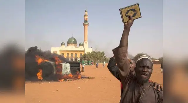 Hubo varios heridos en ataques a iglesias y enfrentamientos con la policía.