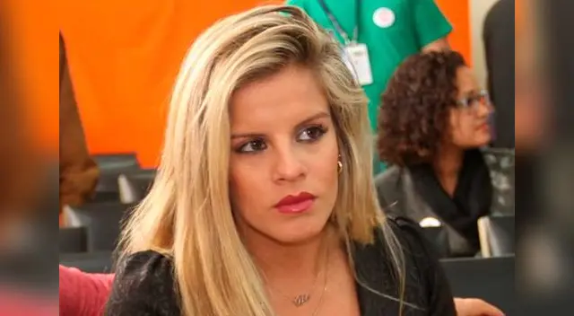 Alejandra Baigorria demostró que todavía ama a Mario Hart. Alejandra Baigorria demostró que todavía ama a Mario Hart.