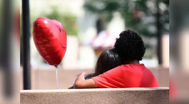 Haz puntos con tu futura suegras y conseguirás casi por completo el corazón de la chica que adoras.