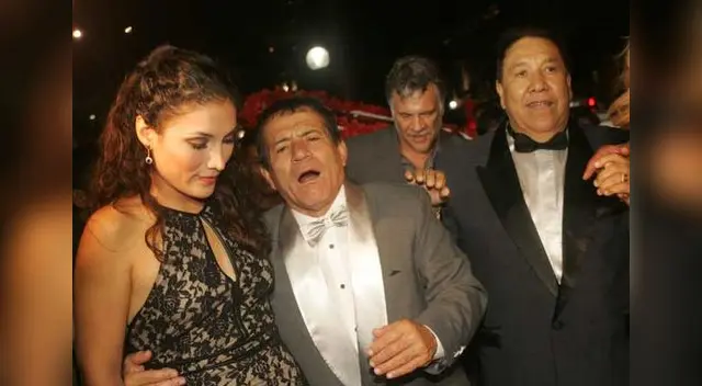 Insultó a la prensa y en particular a un reportero de TV. Insultó a la prensa y en particular a un reportero de TV.