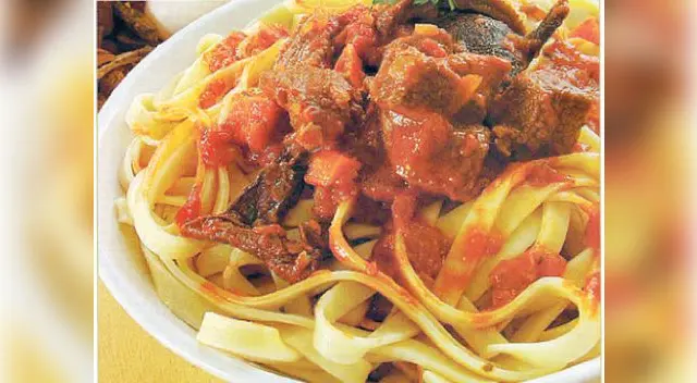 El secreto del chef: Sancocha los fideos en abundante agua para que te salgan duritos y, a la vez, sueltos.