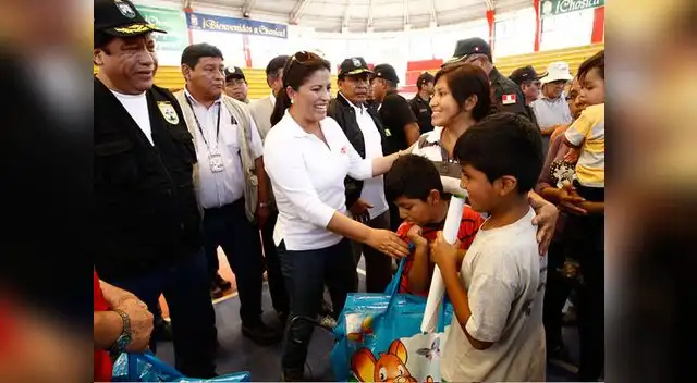 También hay maquinaria pesada en la zona.