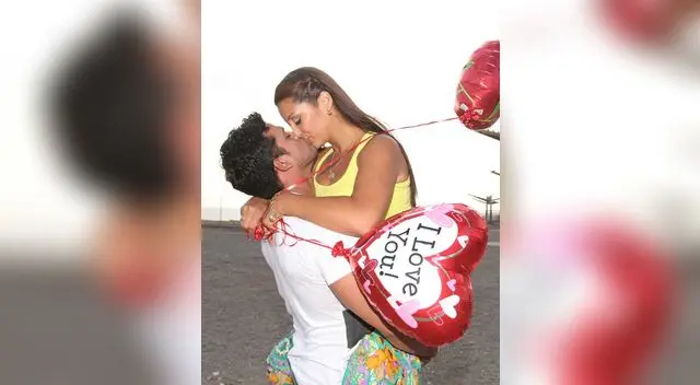 Esposos revelan detalles de cómo se aman detrás de las cámaras de televisión. Esposos revelan detalles de cómo se aman detrás de las cámaras de televisión.