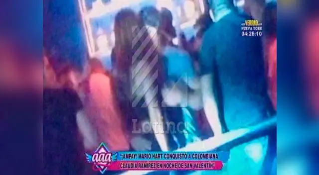 Mario ampayado besando a Claudia