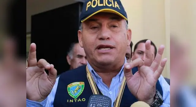 Urresti es 'troleado' en su despedida Urresti es 'troleado' en su despedida